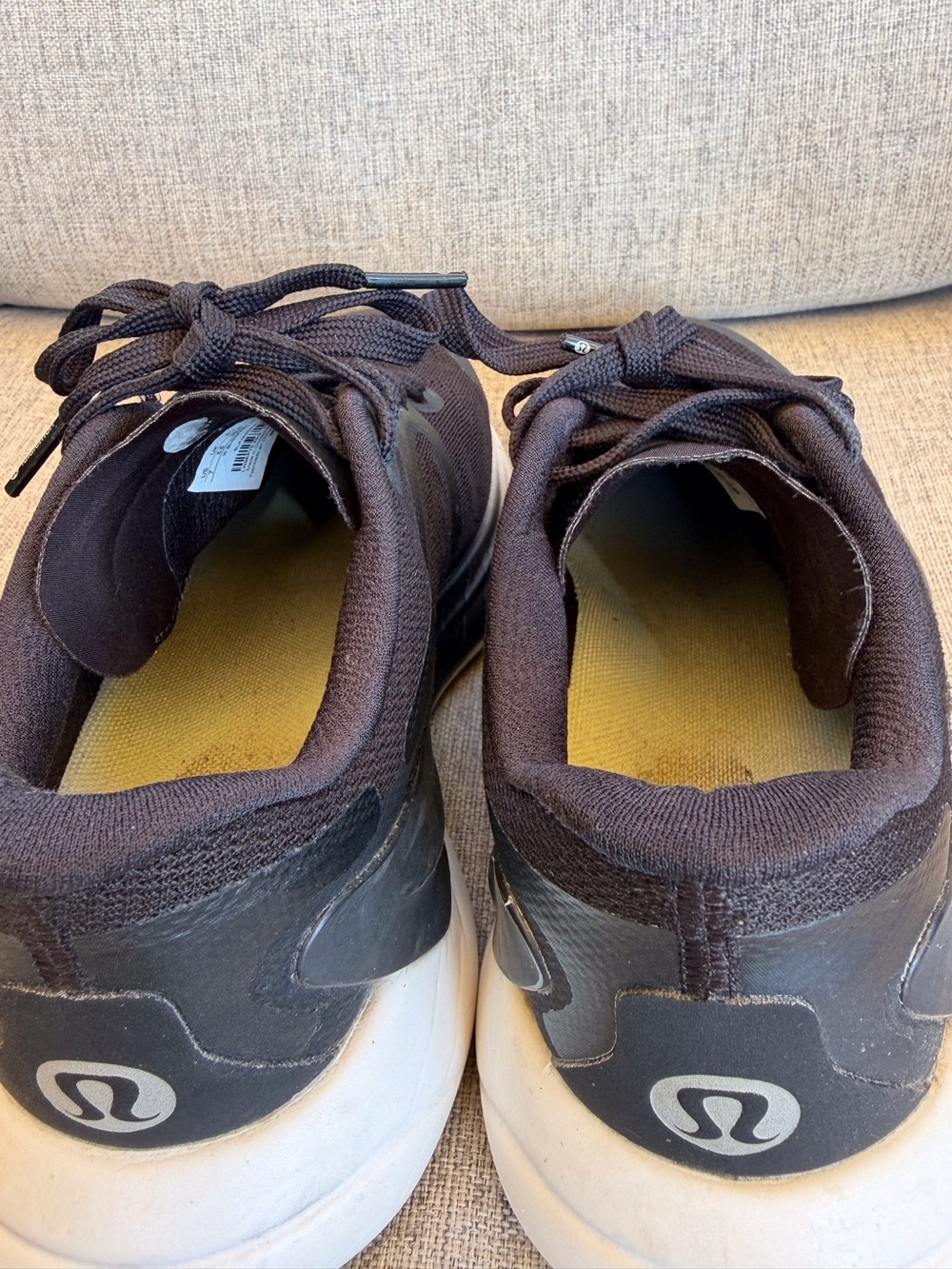 Lululemon Blissfeel 2 Black and White Womens Running Shoes - Picture 13 of 16